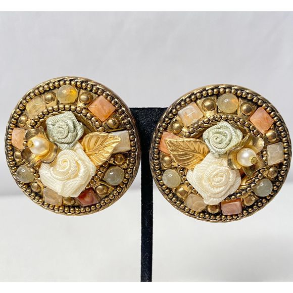 Round Floral Multi Media Gold Tone Chunky Stud Earrings Clip On - Picture 1 of 8